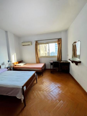 Sunny room in Falaki ST near to Tahrer square downtown Cairo